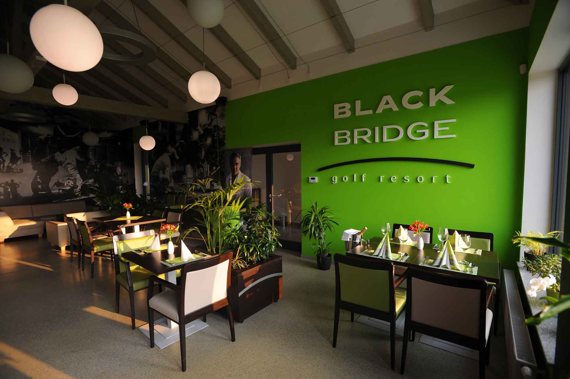 Restaurace na Golf Resort Black Bridge Černý Most